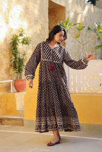 Load image into Gallery viewer, The Thyme Dress - black bagru