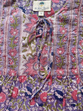 Load image into Gallery viewer, the MINT top - Lavender w/ pink navy floral
