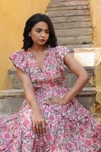 Load image into Gallery viewer, the CILANTRO midi - white with pink floral