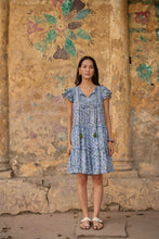 Load image into Gallery viewer, the CILANTRO mini - soft blue floral