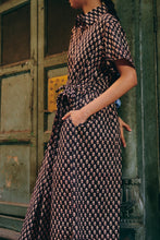 Load image into Gallery viewer, the PARSLEY MIDI dress - black bagru