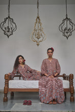 Load image into Gallery viewer, The CHILLI maxi - brown with red and pink floral