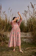 Load image into Gallery viewer, the NUTMEG midi - pink pastels floral with lurex