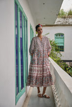 Load image into Gallery viewer, The CHILLI midi - white with brown and pink floral