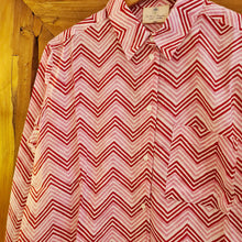 Load image into Gallery viewer, The OVERSIZED shirt-pink zig zag