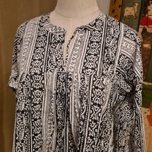 Load image into Gallery viewer, The NIGELLA top - white black floral