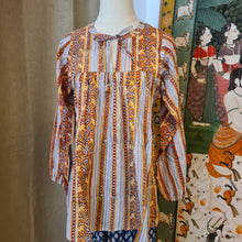 Load image into Gallery viewer, The NIGELLA top - grey orange patterns