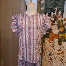 Load image into Gallery viewer, The TANZY top - grey w/ mauve floral