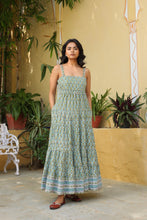 Load image into Gallery viewer, the SENF maxi - green w/ blue floral