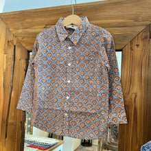 Load image into Gallery viewer, Boys Long-sleeves Shirt - soft blue w/ brown butis