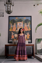 Load image into Gallery viewer, the SAGE Maxi - vintage NAVY with red butis