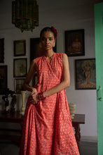 Load image into Gallery viewer, The CURRY wrap - coral & pink floral