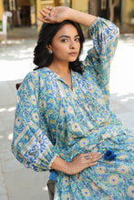 Load image into Gallery viewer, the MINT top - green floral