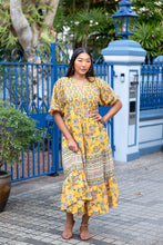 Load image into Gallery viewer, the CHILLI maxi - yellow floral