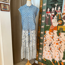 Load image into Gallery viewer, Sesame top - soft blue butis