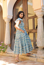 Load image into Gallery viewer, the CILANTRO midi - green with yellow floral