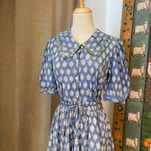 Load image into Gallery viewer, the LEMON top - Blue with green trimming