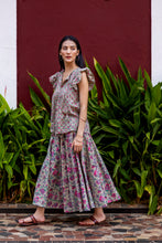 Load image into Gallery viewer, Godet Skirt - pea green w/ fuchsia floral