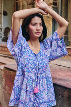 Load image into Gallery viewer, the CELERY top - purple jaal block printed