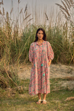 Load image into Gallery viewer, the NUTMEG midi - pink pastels floral with lurex