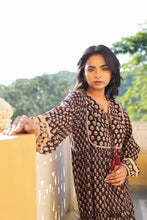 Load image into Gallery viewer, The Thyme Dress - black bagru