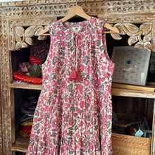 Load image into Gallery viewer, BORAGE MIDI dress - white w/pink floral