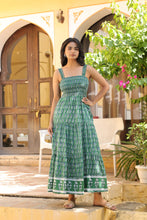 Load image into Gallery viewer, the BAY maxi dress - bottle green