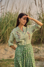 Load image into Gallery viewer, the Godet Skirt - green butis