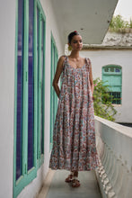 Load image into Gallery viewer, the SAGE Maxi - white with brown and pink floral