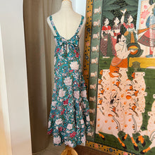 Load image into Gallery viewer, the SENF maxi - royal green w/ red blue floral