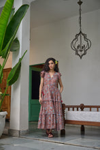 Load image into Gallery viewer, the CILANTRO midi - brown with red and pink floral