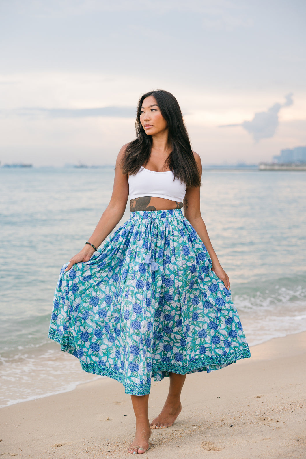 Panelled skirt with pockets - mulmul - sea blue floral