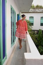 Load image into Gallery viewer, the CHILLI mini - coral and pink floral