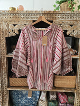 Load image into Gallery viewer, the MINT top - pink & red stripes
