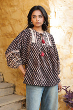 Load image into Gallery viewer, the MINT top - black bagru