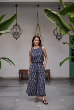 Load image into Gallery viewer, the ROSEMARY pants- indigo floral