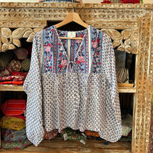 Load image into Gallery viewer, The New NIGELLA top - blue red floral
