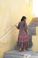 Load image into Gallery viewer, the CHILLI midi - Charcoal grey w/ Fuschia floral