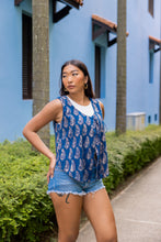 Load image into Gallery viewer, The WAISTCOAT - indigo floral
