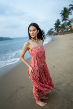 Load image into Gallery viewer, the SENF maxi - apricot w/ pink floral