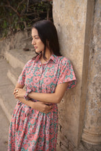 Load image into Gallery viewer, the PARSLEY MIDI dress - soft pink floral