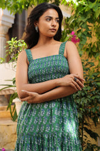 Load image into Gallery viewer, the BAY maxi dress - bottle green