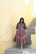 Load image into Gallery viewer, the CHILLI midi - Charcoal grey w/ Fuschia floral