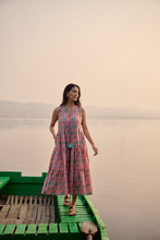 Load image into Gallery viewer, the BORAGE MIDI dress - pink pastels floral