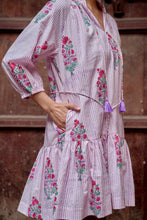 Load image into Gallery viewer, the SAFFRON mini - light pink with purple stripes