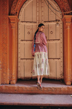 Load image into Gallery viewer, the CELERY top - pink geometric block printed