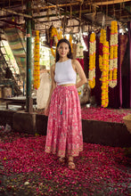 Load image into Gallery viewer, Panelled skirt with pockets - the happy pink