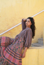 Load image into Gallery viewer, the CHILLI midi - Charcoal grey w/ Fuschia floral