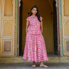 Load image into Gallery viewer, the Godet Skirt - magenta w/ white floral