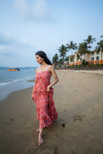 Load image into Gallery viewer, the SENF maxi - apricot w/ pink floral